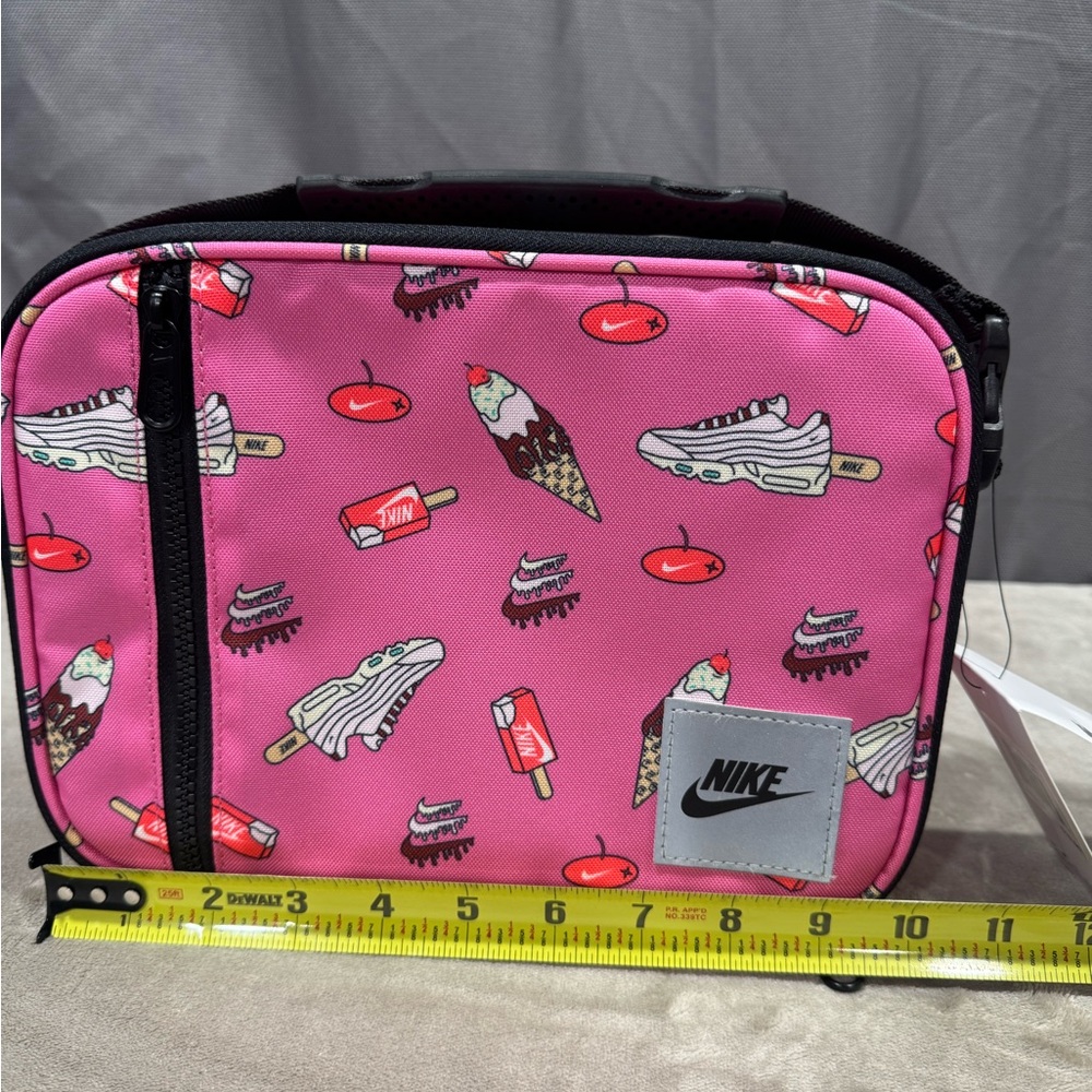 Nike Hard Shell Lunch Box - Picture 9 of 10
